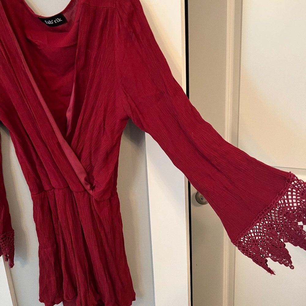 Ruched bell sleeve romper  Size small